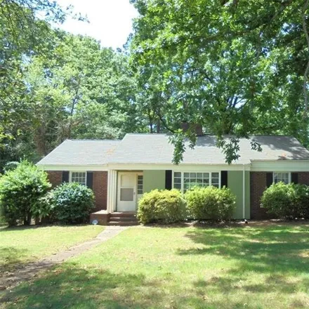 Buy this 3 bed house on 1633 Statesville Blvd in Salisbury, North Carolina