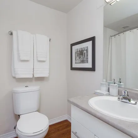 Image 5 - West Tower, Glenmore Heights, 700 67 Avenue SW, Calgary, AB T2V 2H3, Canada - Apartment for rent