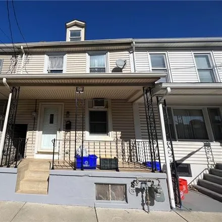 Image 1 - 213 2nd Street, Catasauqua, Lehigh County, PA 18032, USA - Townhouse for rent