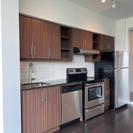 Image 8 - Scenic on Eglinton III, 160 Vanderhoof Avenue, Toronto, ON M4G 0B7, Canada - Apartment for rent
