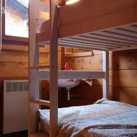 Rent this 6 bed house on 38860 Les Deux Alpes