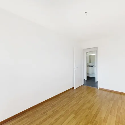 Image 4 - Schleipfenstrasse 9, 4802 Strengelbach, Switzerland - Apartment for rent