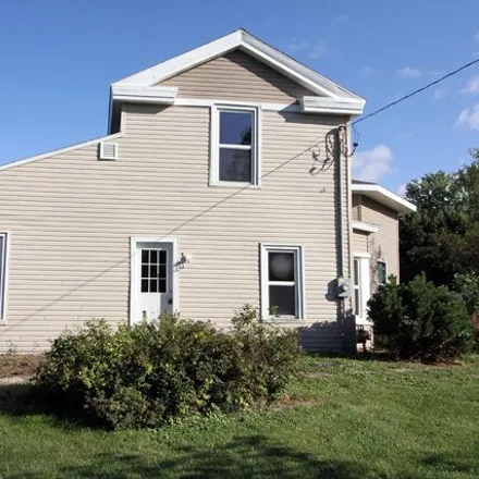 Buy this 5 bed house on 348 Mill Street in Fox Lake, Dodge County