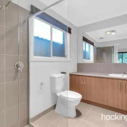Image 2 - 19 Hollington Drive, Mickleham VIC 3064, Australia - Apartment for rent