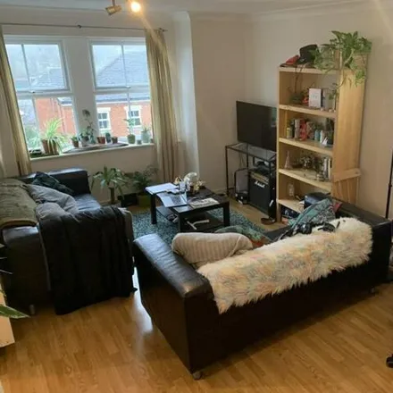 Rent this 2 bed apartment on The Cricketers in Leeds, LS5 3RL
