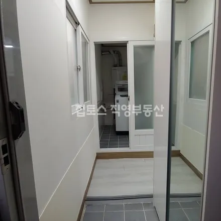 Rent this 2 bed apartment on 서울특별시 강남구 개포동 159-1