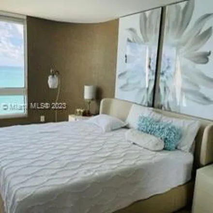 Image 3 - 6372 Collins Avenue, Miami Beach, FL 33141, USA - Apartment for rent