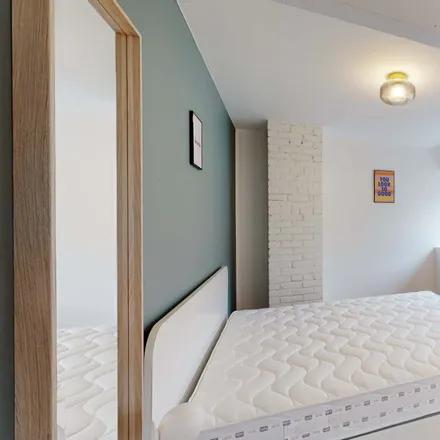 Rent this 15 bed room on 258 Avenue de Dunkerque in 59130 Lambersart, France