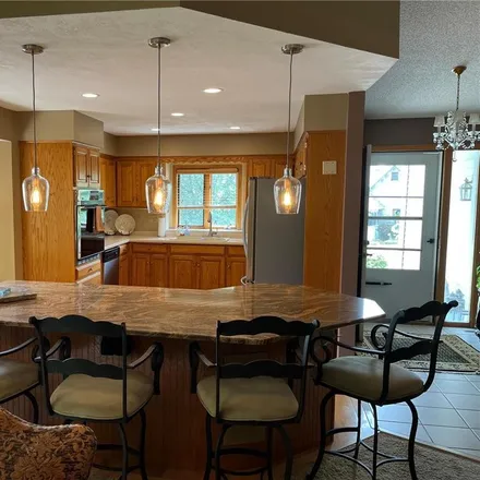 Image 2 - 5112 Stoney Bridge Court, Minnetonka, MN 55345, USA - Townhouse for sale