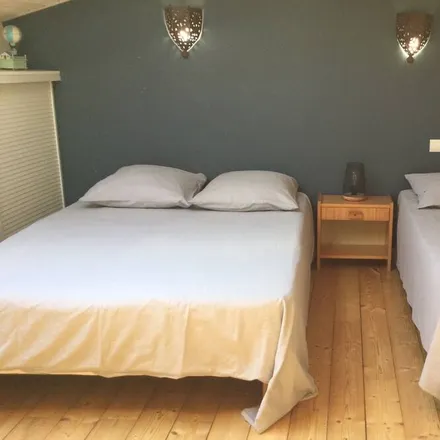 Rent this 5 bed house on 33340 Gaillan-en-Médoc