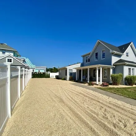 Rent this 3 bed house on 461 A Street in Belmar, Monmouth County