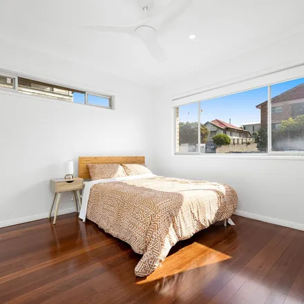 Image 7 - 42 Wellington Street, Coorparoo QLD 4151, Australia - Apartment for rent