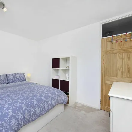 Image 4 - 38 Park Road, London, E15 3QP, United Kingdom - Apartment for rent