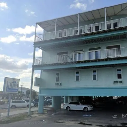 Buy this studio condo on 218 East 1st Street in Gulf Shores, AL 36542