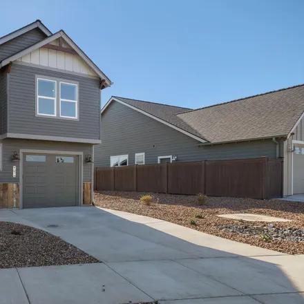 Buy this 3 bed house on Southwest Coyote Avenue in Redmond, OR