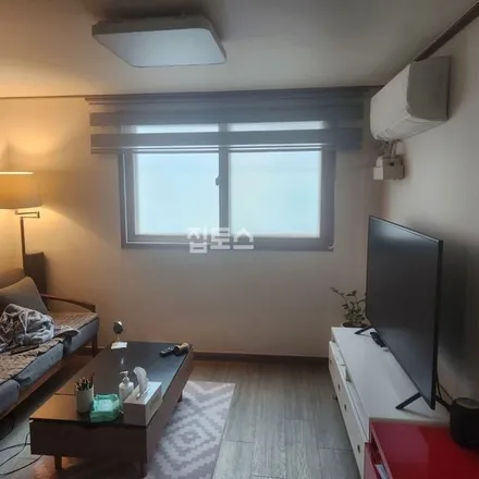 Rent this 1 bed apartment on 서울특별시 서초구 서초동 1487-51