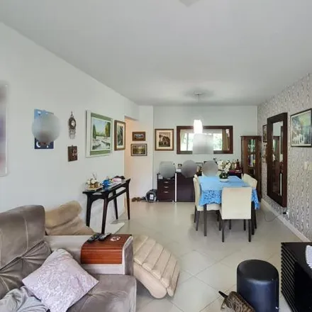 Buy this 3 bed apartment on Lombardo Pão Italiano in Rua Frei Caneca 544, Agronômica