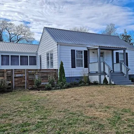 Buy this 3 bed house on 161 Park Avenue in Mount Pleasant, TN 38474