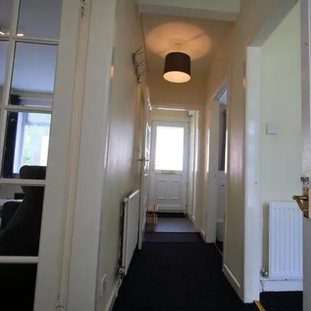 Image 3 - 100 Stenhouse Crescent, City of Edinburgh, EH11 3JN, United Kingdom - Apartment for rent