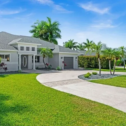 Image 2 - 4422 Southeast 1st Place, Cape Coral, FL 33904, USA - House for sale