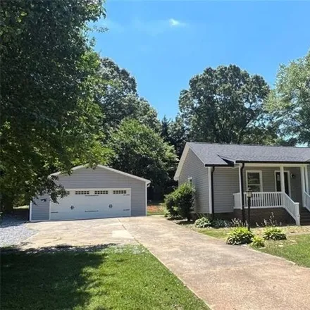 Rent this 3 bed house on 1163 Armstrong Ford Road in Belmont, NC 28012