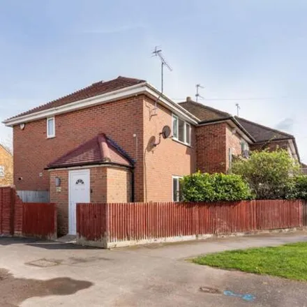 Buy this 2 bed house on Langley Marish in Spencer Road, Langley