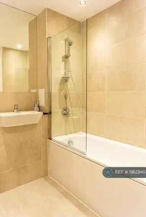 Image 7 - Audax Heights, 11 Olympic Park Avenue, London, E20 1NZ, United Kingdom - Apartment for rent
