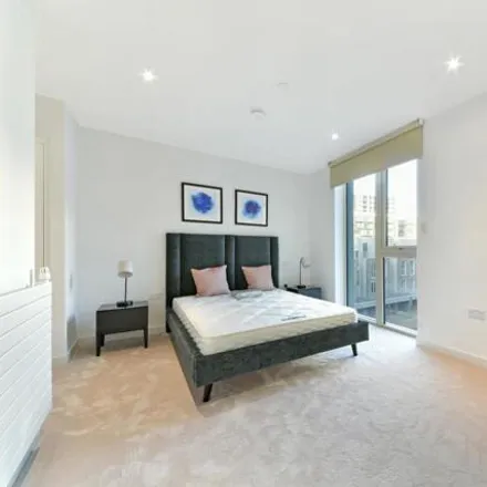 Image 4 - Liner House, Starboard Way, London, E16 2PN, United Kingdom - Room for rent