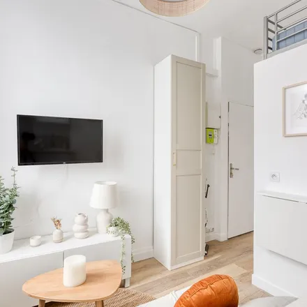 Rent this 1 bed apartment on 9 Boulevard Victor Hugo in 59000 Lille, France
