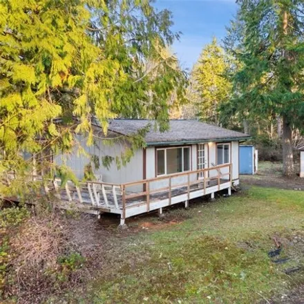 Buy this 1 bed house on 804 West Lost Lake Road in Mason County, WA 98584