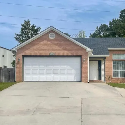 Rent this 3 bed house on 161 Carriage Hill Drive in Warner Robins, GA 31088