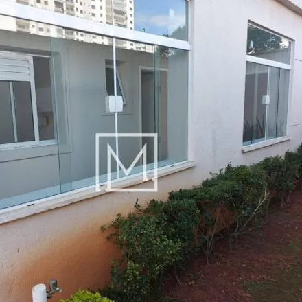 Rent this 1 bed apartment on Avenida Doutor Gentil de Moura 661 in Vila Dom Pedro I, São Paulo - SP