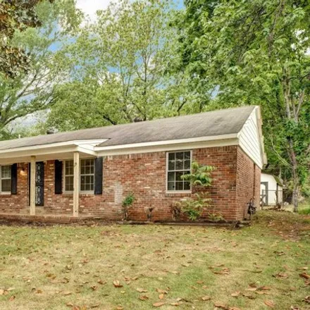 Buy this 3 bed house on 3411 Luzon Drive in Memphis, TN 38118