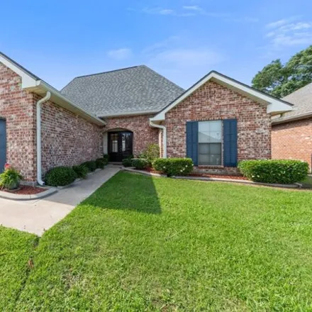 Buy this 3 bed house on 221 Harvest Pointe Circle in Scott, LA 70506