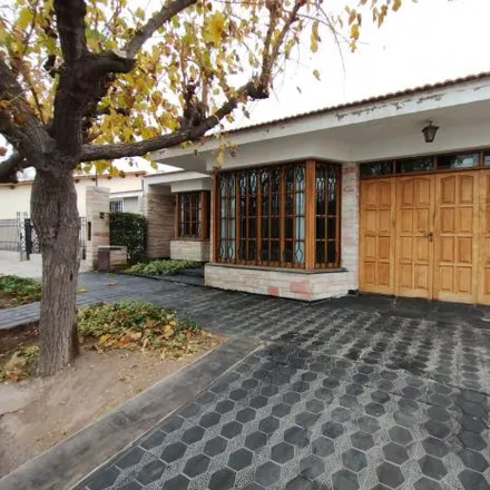 Buy this 3 bed house on Cañadita Alegre 798 in Las Cañas, 5519 Mendoza