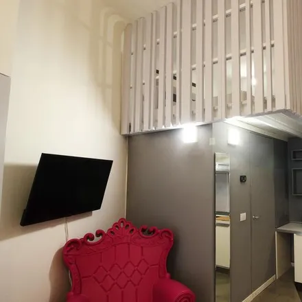 Image 5 - Welcoming 1-bedroom flat super close to Politecnico di Milano  Milan 20129 - Apartment for rent