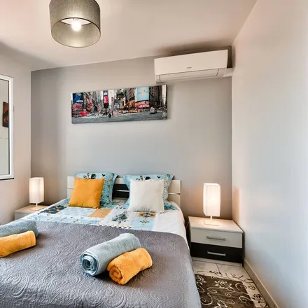 Rent this 5 bed house on 83600 Les Adrets-de-l'Estérel