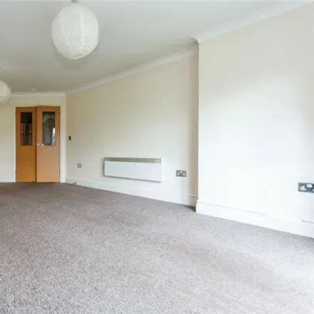 Image 5 - Poplar Road, Solihull, West Midlands, B93 - Apartment for sale