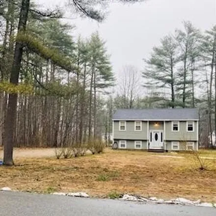 Buy this 3 bed house on 75 Minuteman Drive in Wells, ME 04090