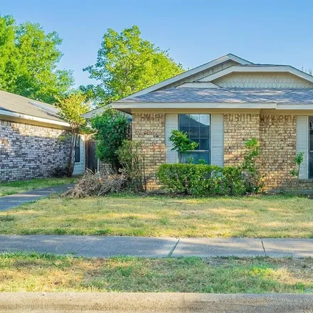 Buy this 3 bed house on 1316 Hackamore Street in Mesquite, TX 75149