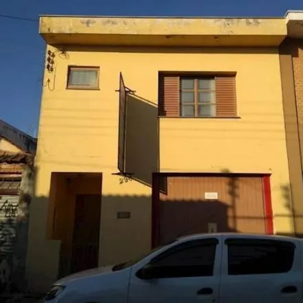 Rent this studio house on Rua Doutor Antônio da Cruz in Centro, Bragança Paulista - SP