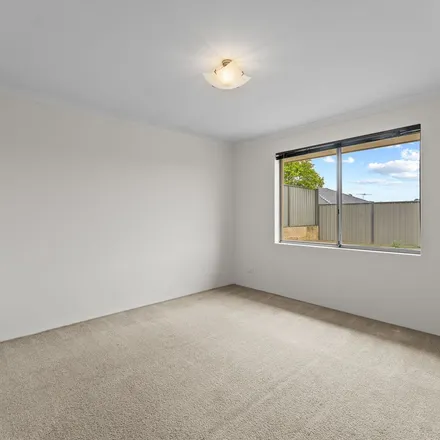 Image 8 - Kookynie Loop, Baldivis WA 6171, Australia - Apartment for rent