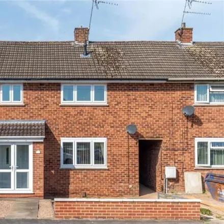 Buy this 4 bed townhouse on Throckmorton Road in Redditch, B98 7RR