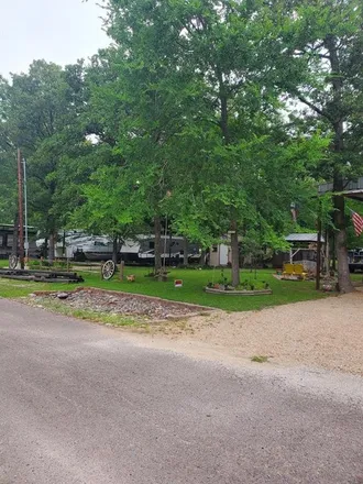 Image 4 - 199 Carr Street, Mount Vernon, Franklin County, TX 75457, USA - House for sale