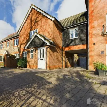 Buy this 4 bed house on The Beacons in North Hertfordshire, SG1 6EA