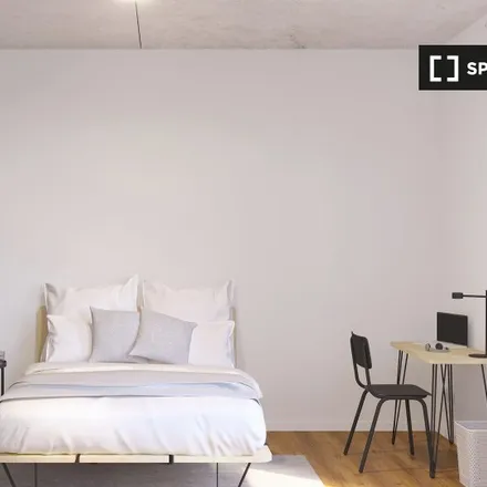 Rent this 2 bed room on Ostparkstraße 25 in 60385 Frankfurt, Germany
