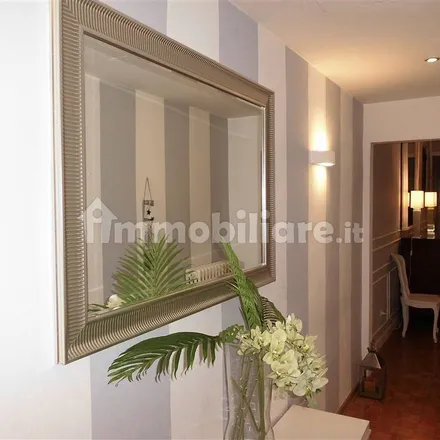 Image 9 - Via Maggio 29 R, 50125 Florence FI, Italy - Apartment for rent
