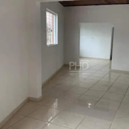 Rent this studio house on Rua Alcides de Queirós in Casa Branca, Santo André - SP