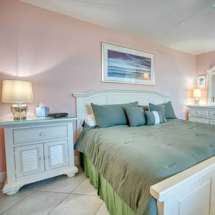 Rent this 1 bed apartment on Bonita Springs