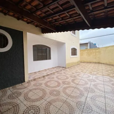 Buy this 3 bed house on Rua Joaquim Gracia de Souza in Vila Amorim, Suzano - SP